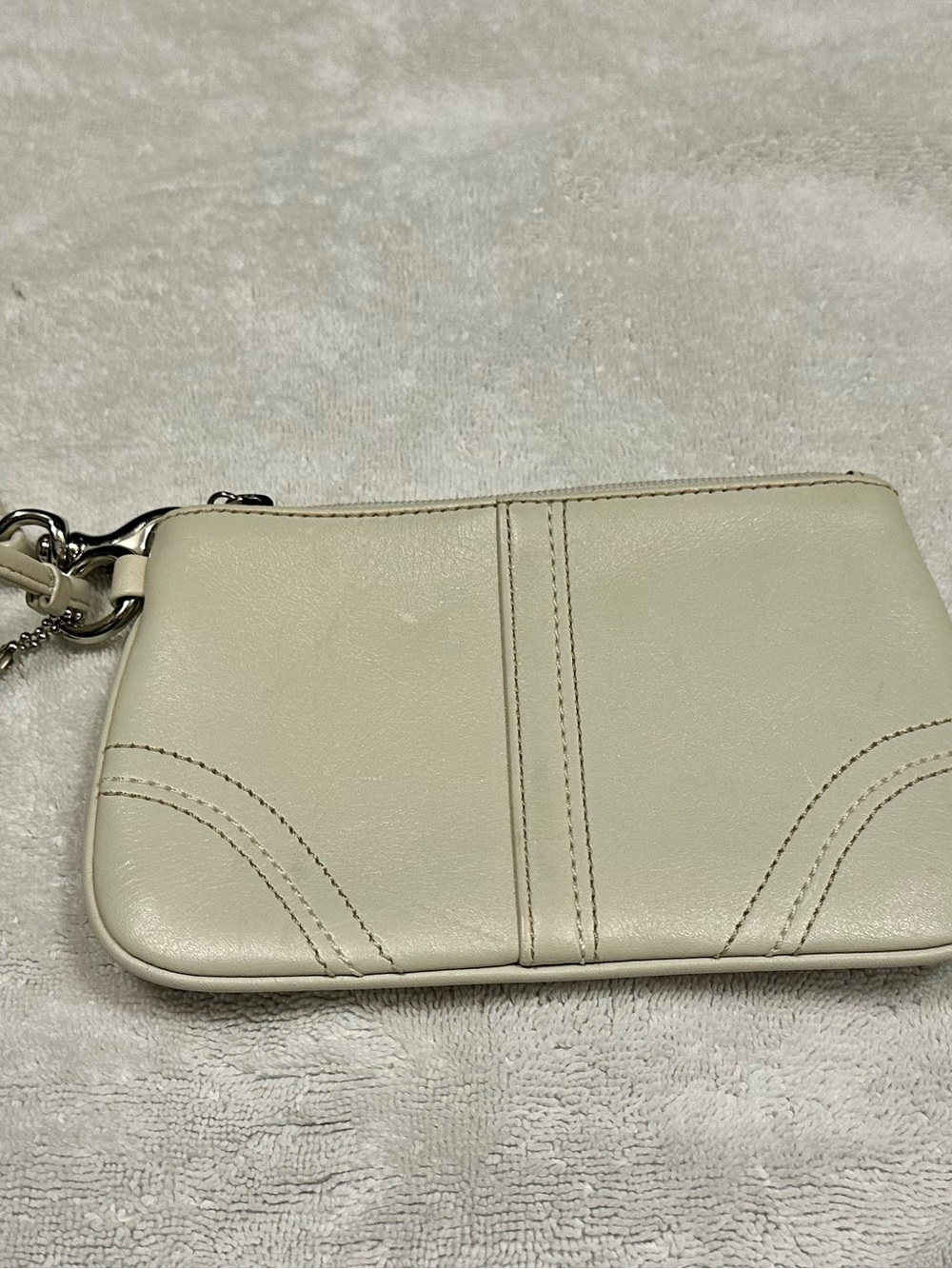 Coach Cream Leather Key & Card Holder Wristlet